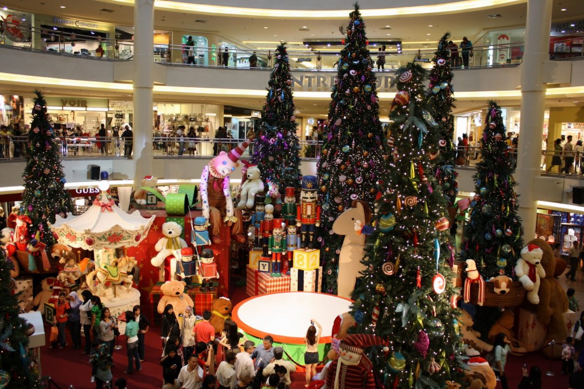 Christmas stocks shopping